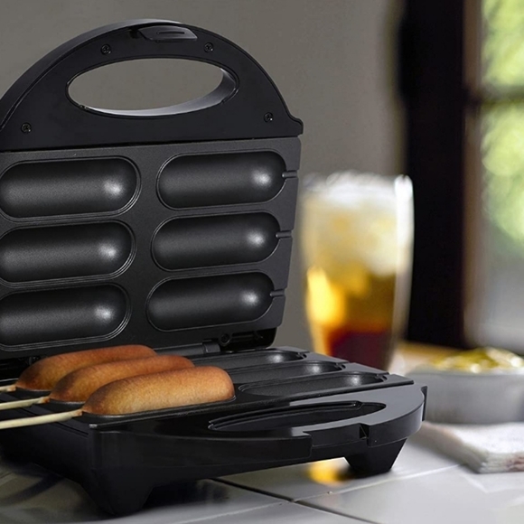 Mini Corn Dog Maker - Picture 2 of 6